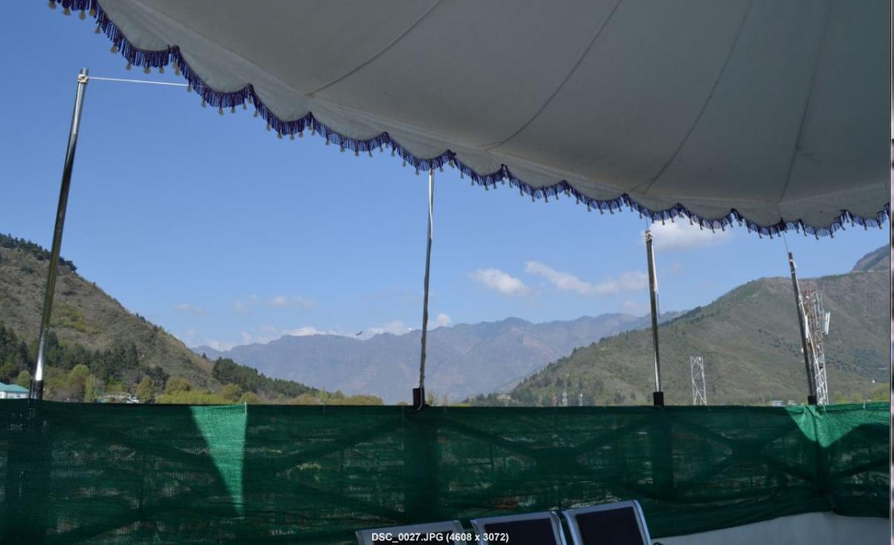 Hotel Green Leaf Srinagar  Exterior photo