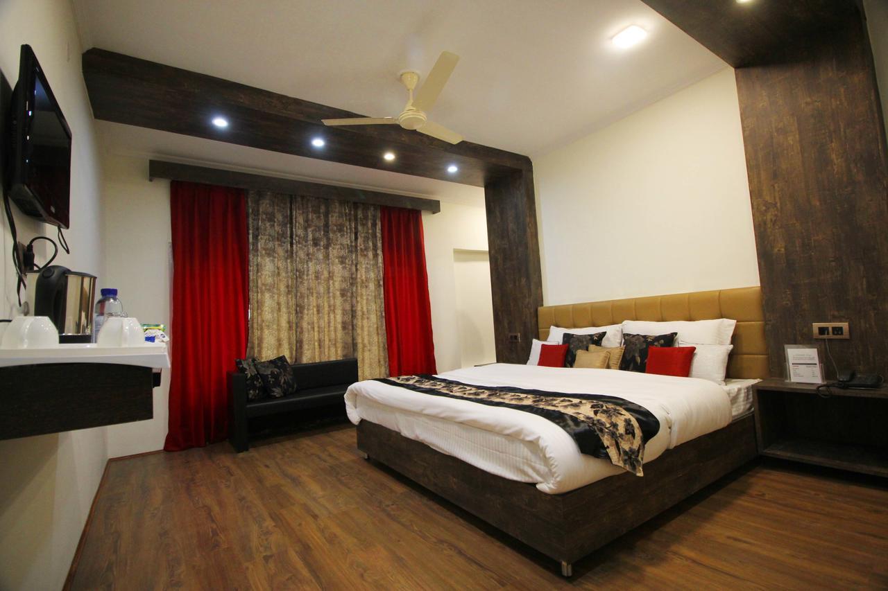 Hotel Green Leaf Srinagar  Exterior photo